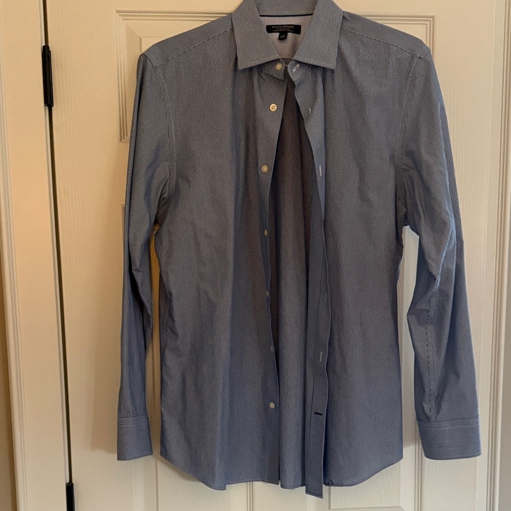 Banana Republic Classic Blue Dress Shirt